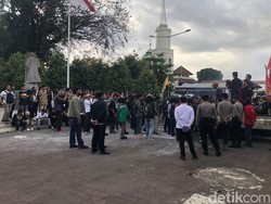 Mahasiswa Ngaku Kena Pukul Saat Aksi di DPRD DIY, Kapolresta Cek CCTV