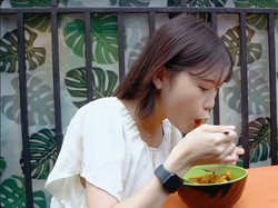 Nex Carlos Ajak YouTuber Korea Blusukan Jajan Seblak, Ini Momennya!