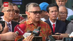 VIDEO: Hasto Mengaku Debat Saat HP dan Tasnya Disita KPK