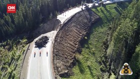 VIDEO: Penampakan Jalan Raya di Wyoming AS Runtuh Imbas Longsor
