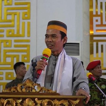 Soroti Kisah Ijazah Palsu, Ustaz Abdul Somad Perlihatkan Ijazah Miliknya Saat Kuliah