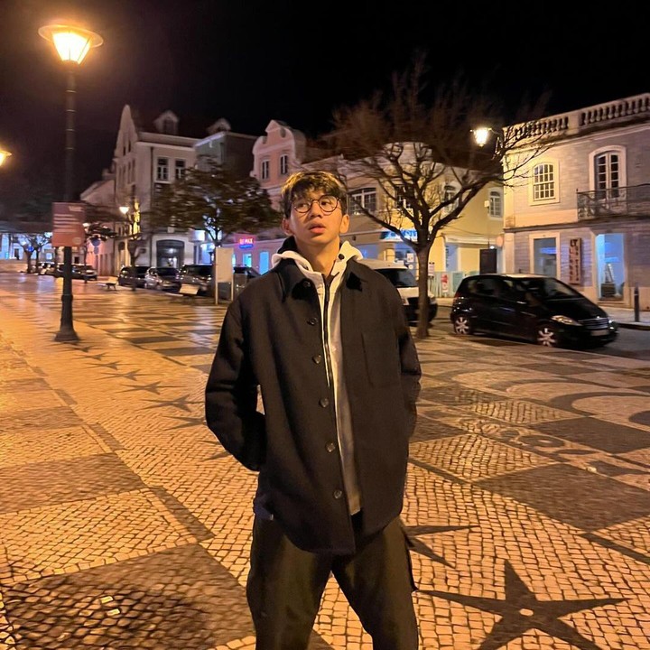<p>Belum lama ini, Duta membagikan berbagai momennya kala mengantar Ayman melakukan turnamen di Eropa. Beberapa negara tempatnya bertanding antara lain Slovania, Austria, dan Jerman.  (Foto: Instagram: @aymanmodjo)</p>