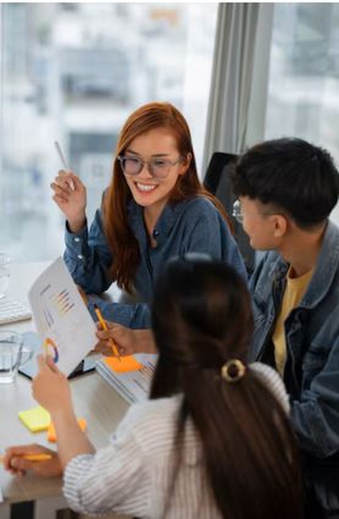 Tips Menghadapi Bos Micromanaging, Yuk Catat!