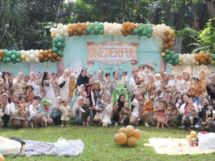Meriah! Para Bunda Rayakan Ultah Pertama Si Kecil Bertema Hutan