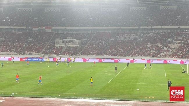 Kondisi Lapangan GBK Siap Sambut Laga Krusial Indonesia-Australia