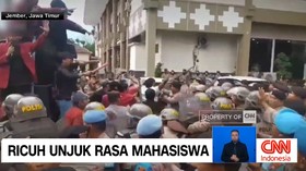 VIDEO: Ricuh Unjuk Rasa Mahasiswa