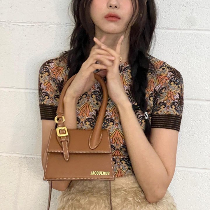 <p>Semenjak tidak lagi aktif sebagai idol, Lim Na Young mulai melebarkan kariernya ke ranah akting. Perempuan ini memulai debutnya pada drakor beken <em>Flower of Evil</em> di 2020 lalu. Penampilannya cukup banyak dipuji penonton, Bun. (Foto: Instagram @nayoung_lim)</p>