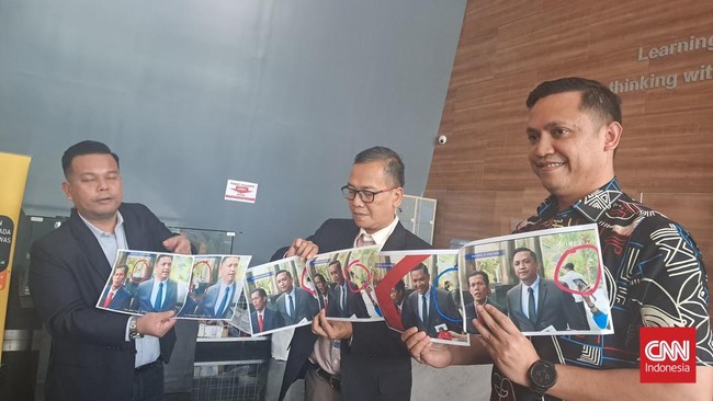 Staf Hasto melaporkan dugaan ketidakprefesional dan pelanggaran etik penyidik KPK ke Dewas KPK.