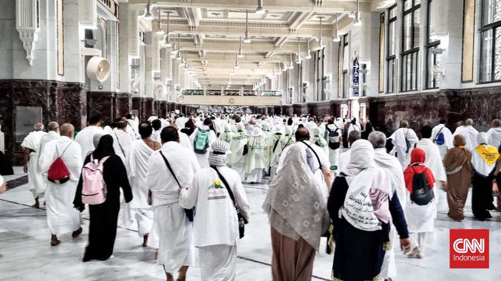 Menhaj: Ada 50 Ribu Jemaah Umrah di Arab Saudi, 14 Ribu Terjebak