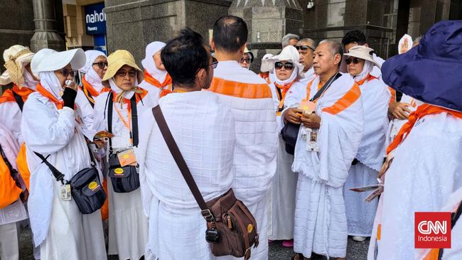 Masyarakat yang ingin merencanakan perjalanan umroh, bisa melakukannya secara mandiri. Simak apa saja syarat dan cara daftar umroh mandiri.
