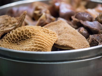 Cara Merebus Babat agar Cepat Empuk Tanpa Panci Presto, Mudah Bun!