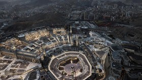 An aerial view of the Grand Mosque, ahead of the annual haj pilgrimage, in Mecca, Saudi Arabia, June 11, 2024. REUTERS/Saleh Salem