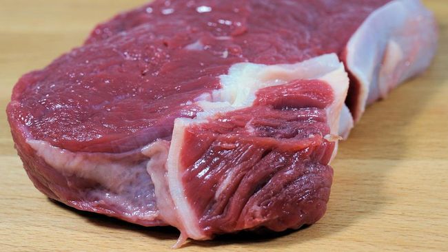 Sebenarnya Masak Daging Kurban Perlu Dicuci atau Tidak Sih?