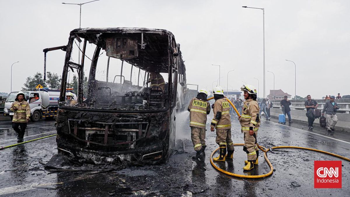 Bus Pahala Kencana Terbakar di Bangkalan, Diduga Angkut Rokok Ilegal