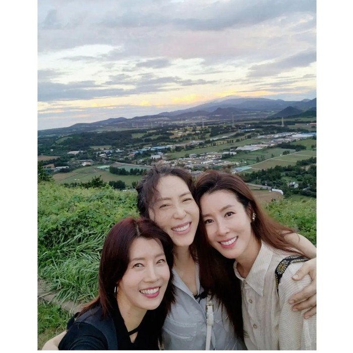 Song Yoon Ah, Lee Tae Ran, dan Yoo Seon