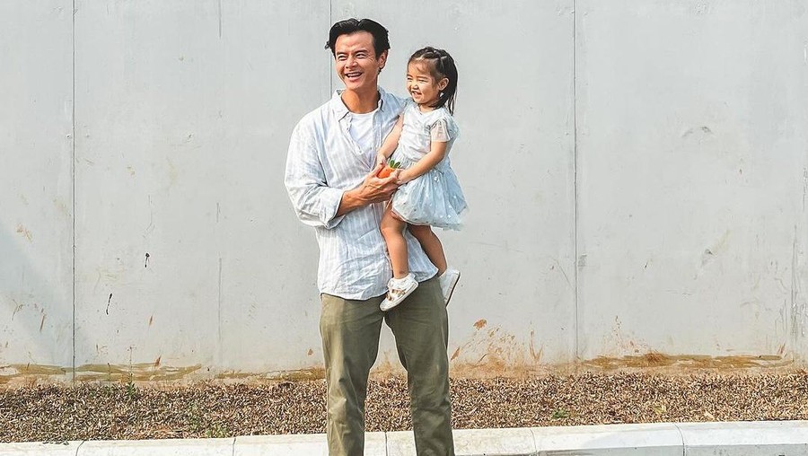 Dion Wiyoko Bongkar Tips Ajarkan Hidup Sehat dan Bersih pada Anak
