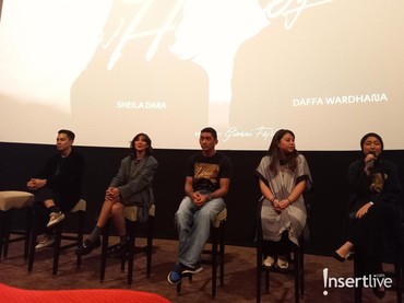 img-title Sheila Dara dan Daffa Wardhana Kejebak Friendzone di Film Pendek 'Home Garden'