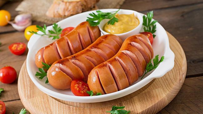 Resep Sosis Homemade dari Daging Kurban, Bikin Masa Simpan Makin Panjang Lho!