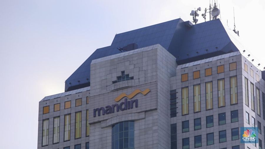 Ilustrasi Gedung Bank Mandiri. (CNBC Indonesia/Faisal Rahman)