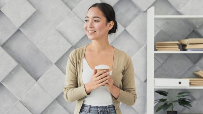 Awas Saltum! Ini Dia 11 Jenis Outfit yang Tidak Boleh Kamu Kenakan ke Kantor
