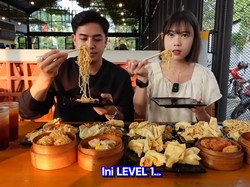 YouTuber Korea Cicip Mie Gacoan hingga Proses Pengambilan Kaviar yang Mengerikan