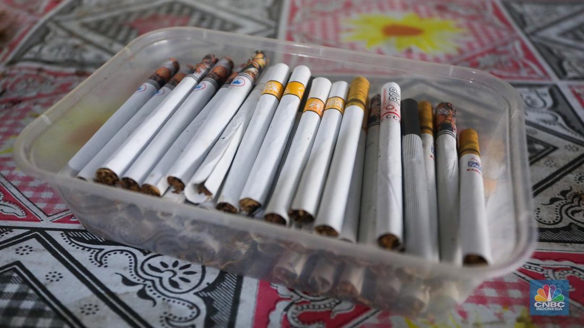 Buruh Pabrik Rokok Rawan Terancam PHK Massal, Kemnaker Ingatkan Ini