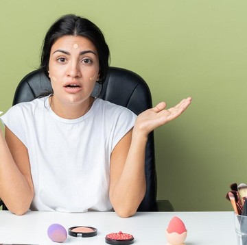 5 Penyebab Makeup Mudah Luntur