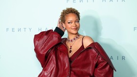 Fans yang Sabar, Ini Jawaban Rihanna Soal Album Usai Hamil Lagi