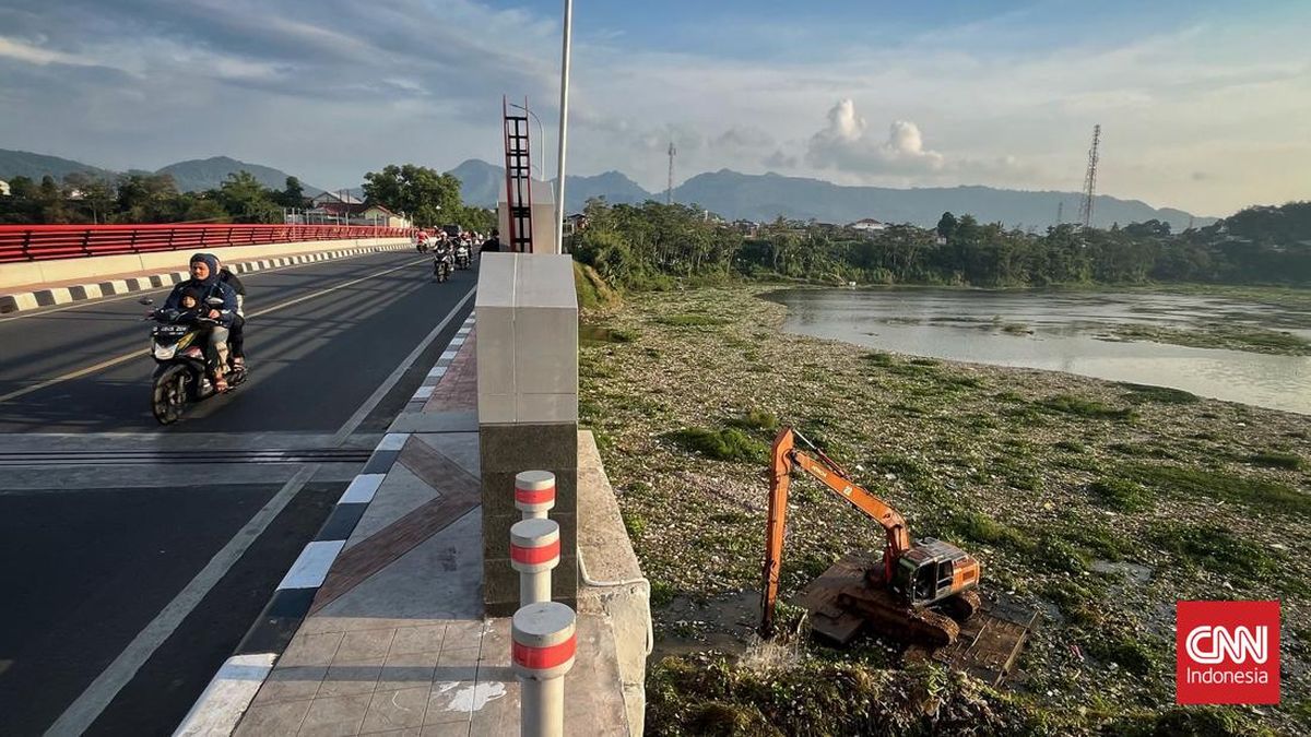 Pupuk Kujang Ikut Rawat Citarum demi Kelangsungan Pasokan Air Produksi