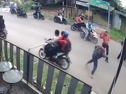 Viral Tawuran Pelajar Bersajam Dibubarkan Warga Gunung Putri Bogor