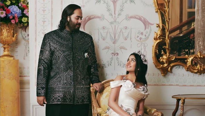 Anant Ambani dan Radhika Merchant di pesta pre-wedding