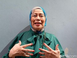 Dewi Yull Disebut Bakal Hadiri Pemakaman Ray Sahetapy