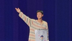 Fans yang Diduga Cium Paksa Jin BTS Dilaporkan ke Polisi
