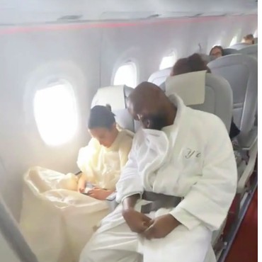 Pembaca Bibir Bongkar Obrolan Kanye West Minta Bianca Censori Bugil di Grammy