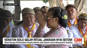 VIDEO: Keraton Solo Gelar Ritual Jamasan Nyai Setomi