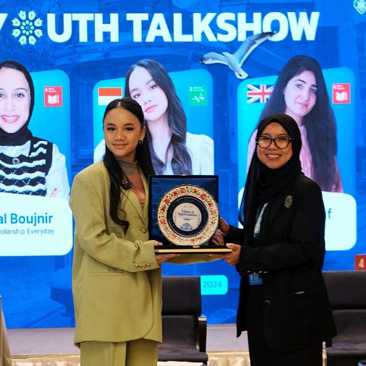 <p>"Wow. <em>Alhamdulillah</em>, aku sangat bersyukur telah diberikan kesempatan oleh <em>@eminacosmetics</em> untuk menjadi salah satu pembicara di <em>@istanbulyouthsummit</em> 2024, dan menjadi salah satu pembicara perwakilan Indonesia," ujarnya dengan Bahasa Inggris. (Foto: Instagram: @ney_neo)</p>