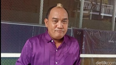 img-title Cerita Suka Duka Azis Gagap Jalani Usaha Jualan Hewan Kurban