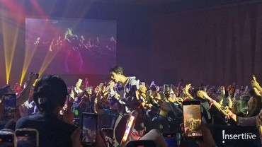 Baru Mulai, B.I Langsung Blusukan di Antara Fans saat Konser HYPE UP di Jakarta