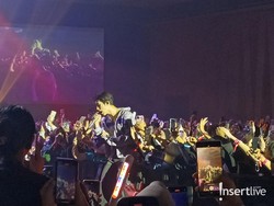 Baru Mulai, B.I Langsung Blusukan di Antara Fans saat Konser HYPE UP di Jakarta