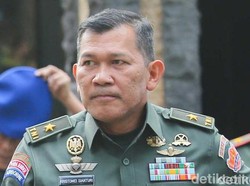 Ada Gerbong Tak Bisa Digeser di Balik Batalnya Mutasi Perwira Tinggi TNI