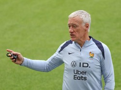 Deschamps Akui Bukan Teman Dekat Zidane