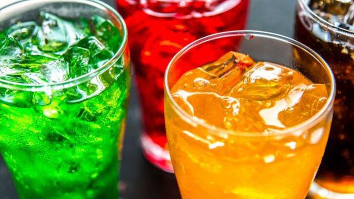 Hobi Minum Soda Setiap Hari? Menurut Ahli, 7 Efek Soda Ini Akan Mengintaimu  /Foto: Freepik/rawpixel.com