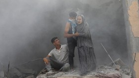 FOTO: Israel Bombardir Deir Al-Balah Jalur Gaza Jelang Idul Adha