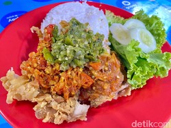 Modal Rp 15 Ribu Bisa Makan Ayam Geprek dan Soto Daging di Kantin SCBD