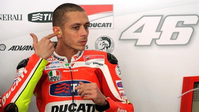 Manajer Ducati Davide Tardozzi mengakui perekrutan Valentino Rossi dan Marc Marquez sebagai megabintang MotoGP merupakan hal yang berbeda.