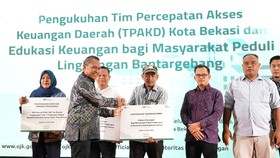 Pegadaian Ajak Masyarakat Bantargebang Memilah Sampah Jadi Emas