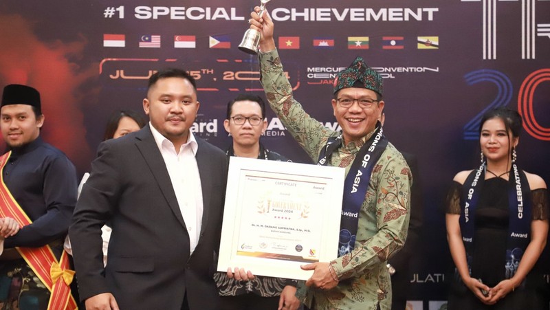 Prestasi gemilang kembali diraih oleh Bupati Bandung