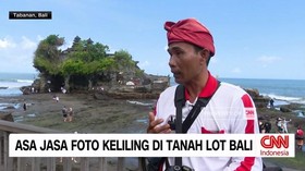 VIDEO: Asa Jasa Foto Keliling di Tanah Lot Bali
