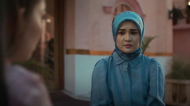 Review film: Ipar Adalah Maut menegaskan kisah-kisah perselingkuhan dan skandal agaknya patut untuk lebih dilihat serius oleh para produser film.
