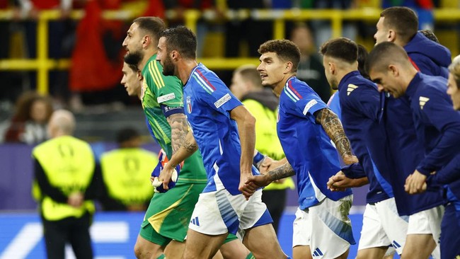 Pelatih dan pemain timnas Italia mengharamkan bertanding melawan Kroasia dengan hanya berharap hasil seri.